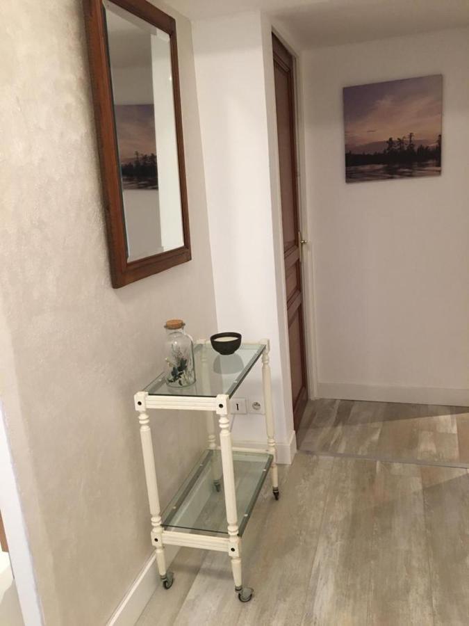 Fontaine Apartamento Aups Exterior foto